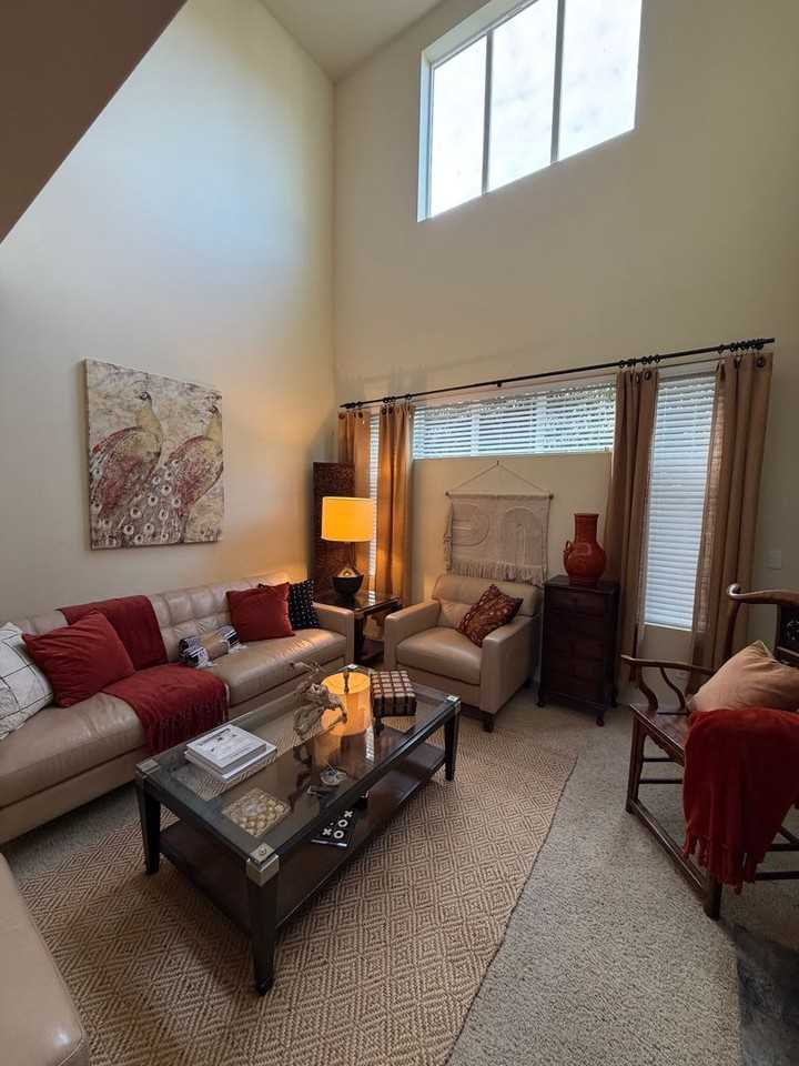 3510 Becket St Ne - Photo 6 of 18