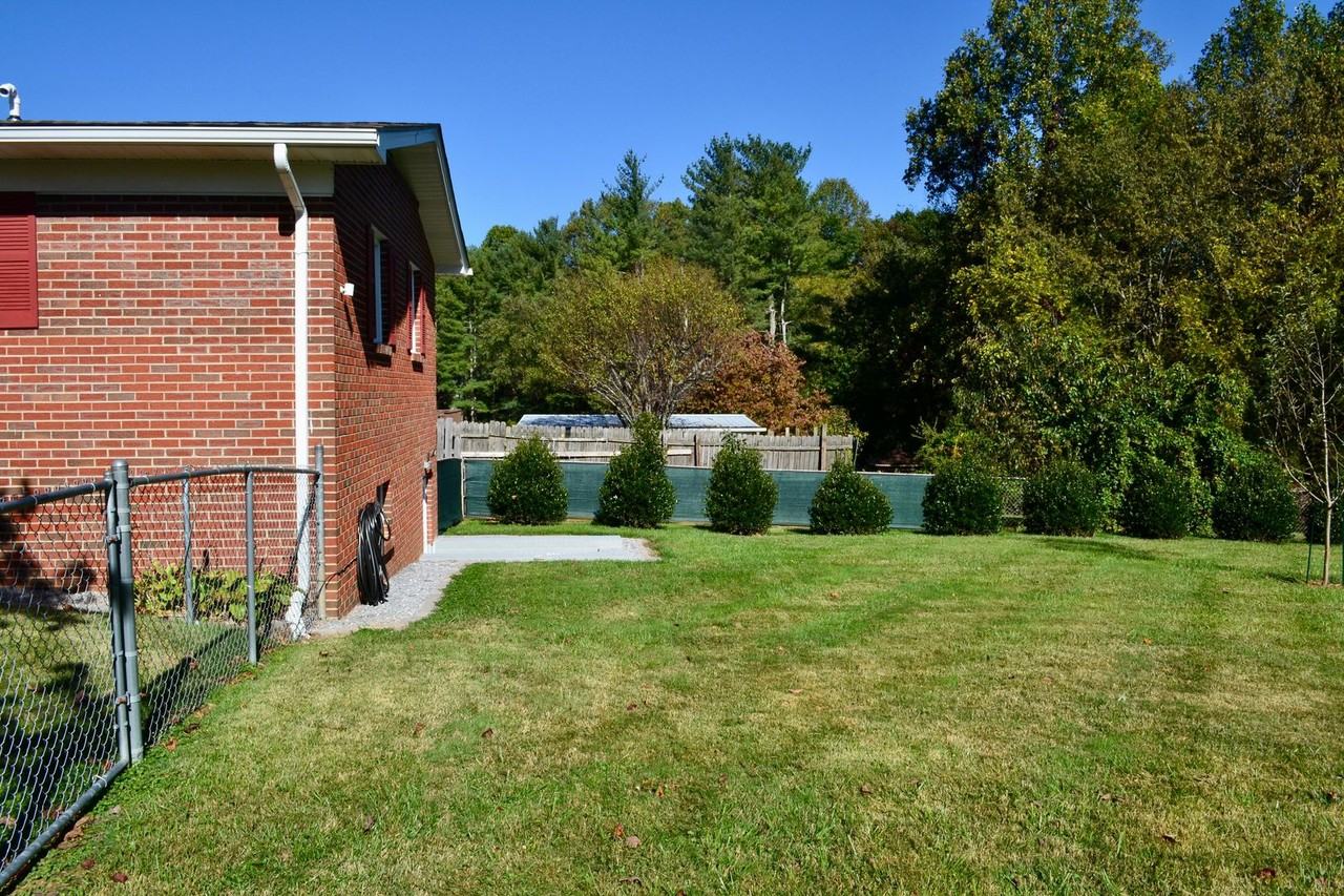 113 Harrell Rd - Photo 4 of 25
