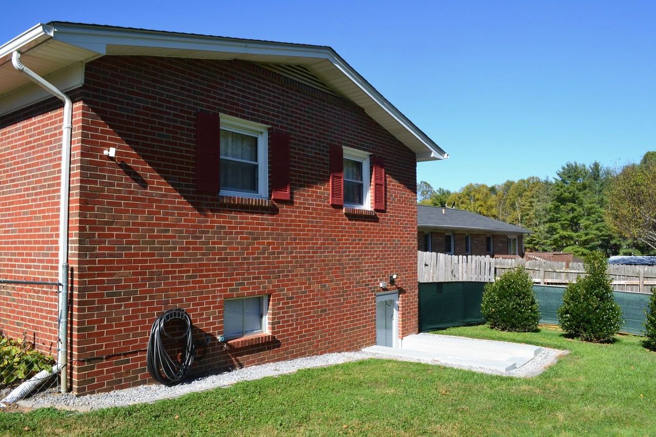 113 Harrell Rd - Photo 5 of 25