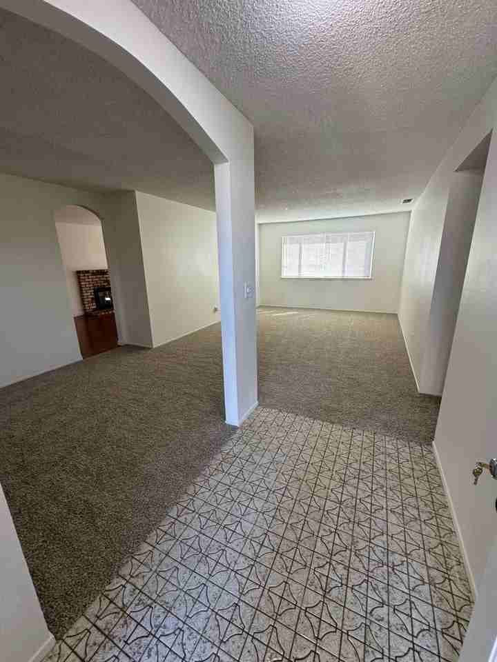 9044 Caldera Way - Photo 7 of 16