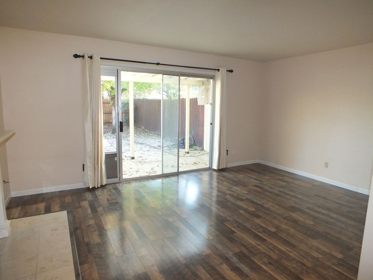 572 Diamond Meadows Loop - Photo 2 of 18