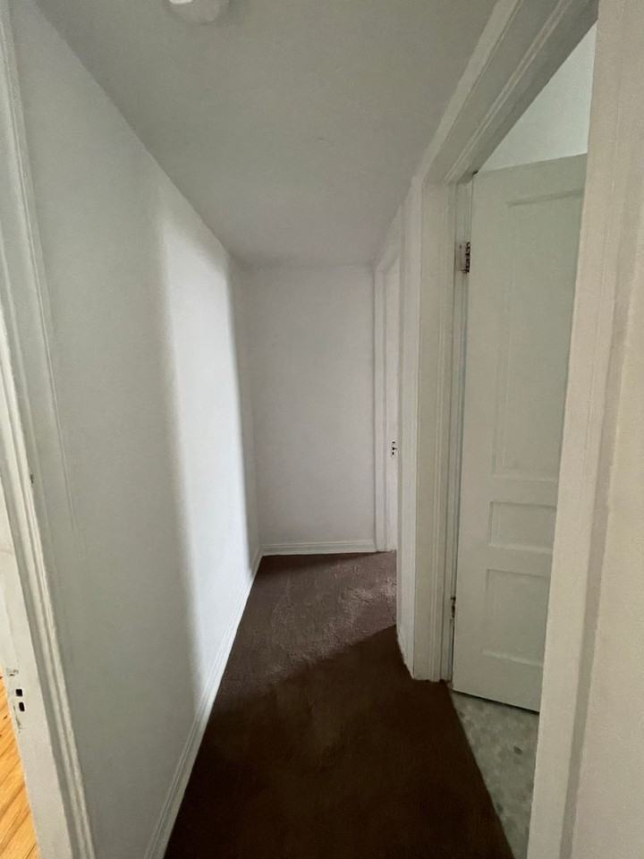 576 Main [PRM: Marlene] (2) - Photo 7 of 50