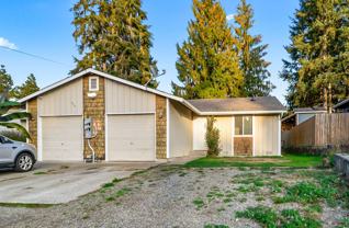 519 91st Ave SE #A-B - Photo 1 of 1