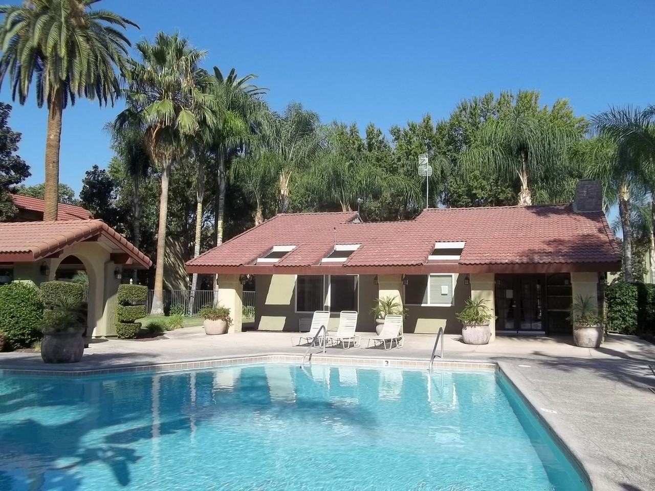 2909 Huntington Blvd #126 - Photo 2 of 10