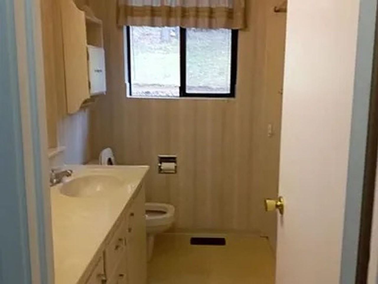 2391 Cady Rd - Photo 6 of 10