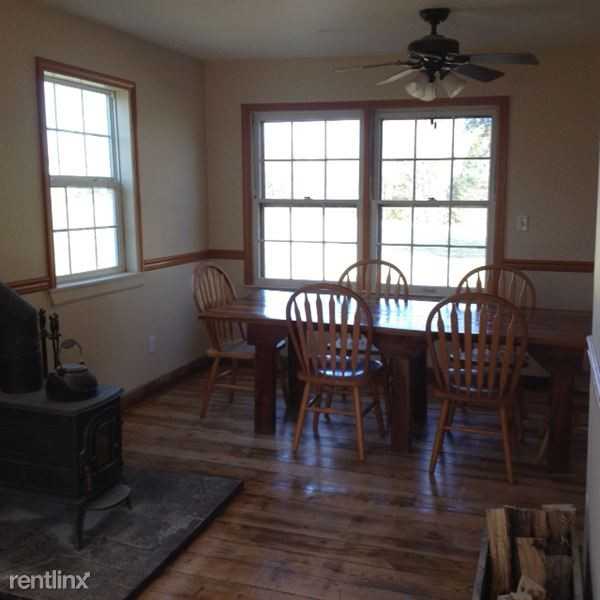 139 Webb Ln - Photo 2 of 4