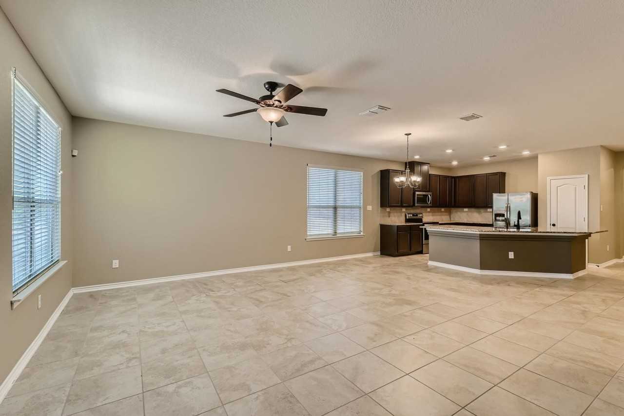 15163 Sirius Cir - Photo 6 of 28