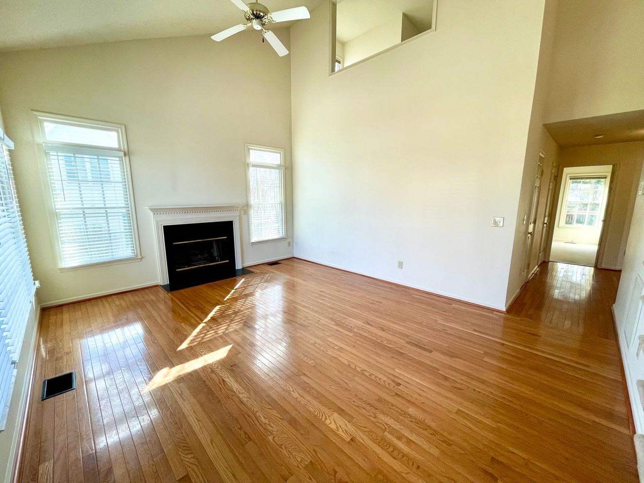 5403 Cardinal Way - Photo 6 of 42