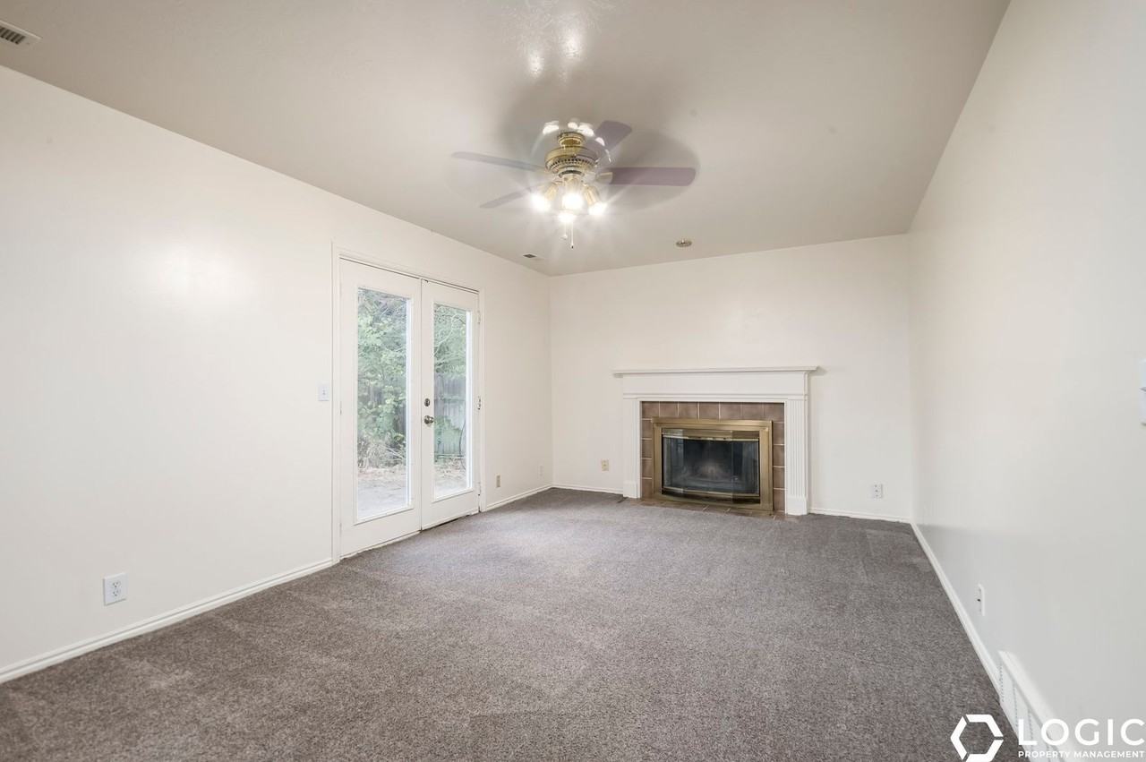 4445 5720 West - Photo 7 of 21