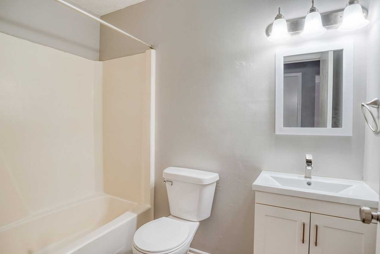 Hillside Apartments (1019) - Photo 3 of 10