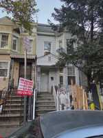 featured image of 227 6th Ave W