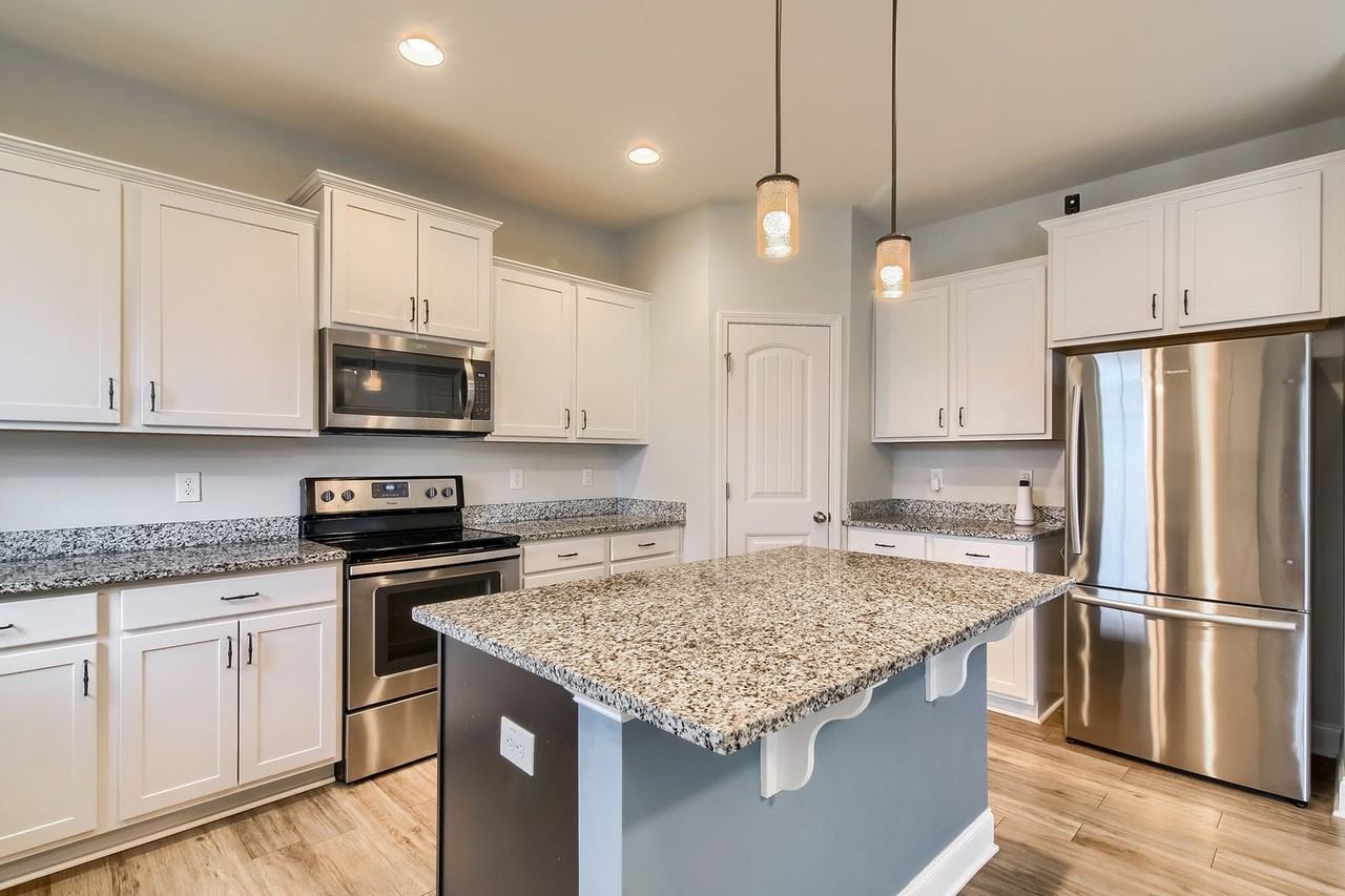 4440 Lord Mario Ct - Photo 4 of 21