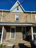 featured image of 215 Bushkill St