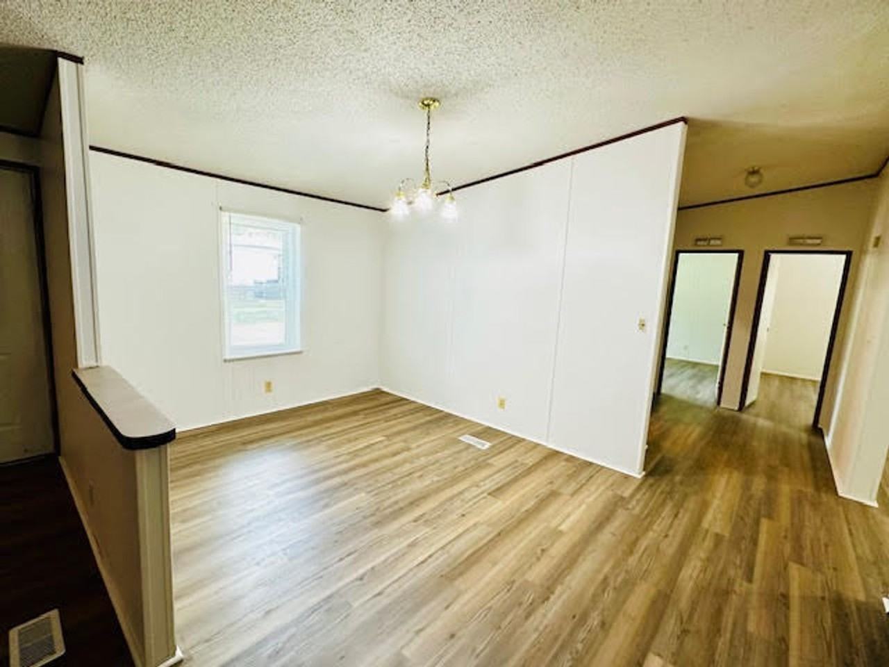 1742 Willie Ray Dr - Photo 5 of 21