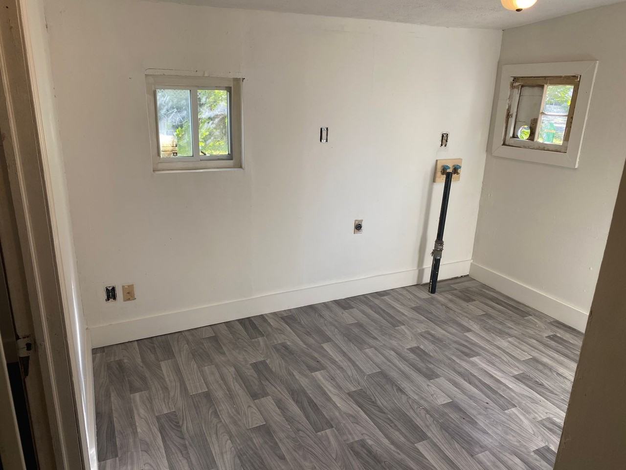 1192 Harpster Avenue - Photo 6 of 11