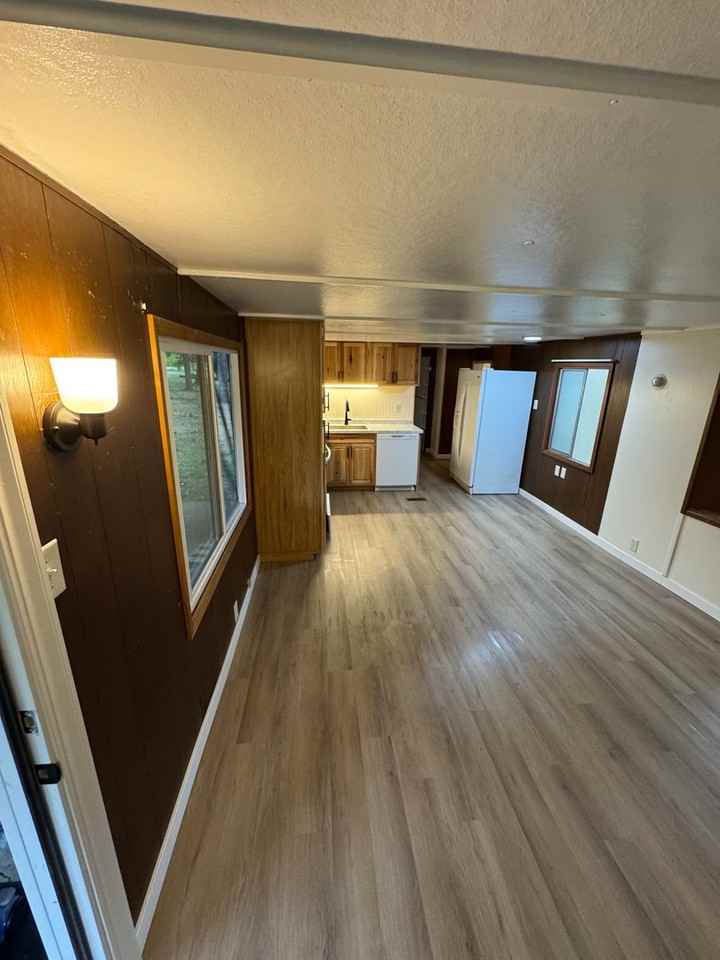 4930 Ne Dawn Ln - Photo 3 of 18