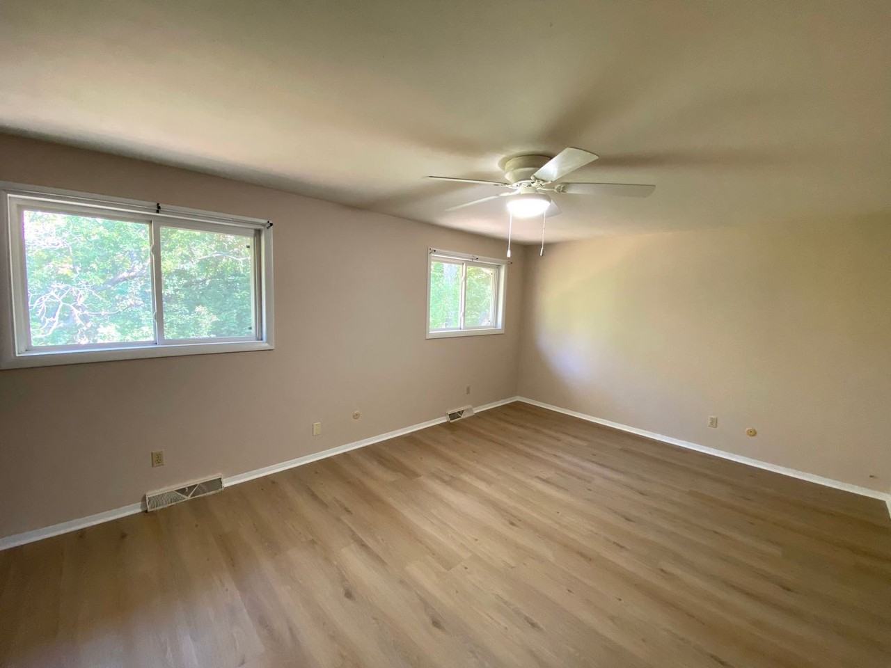 6816 N Parkwood Dr - Photo 7 of 12