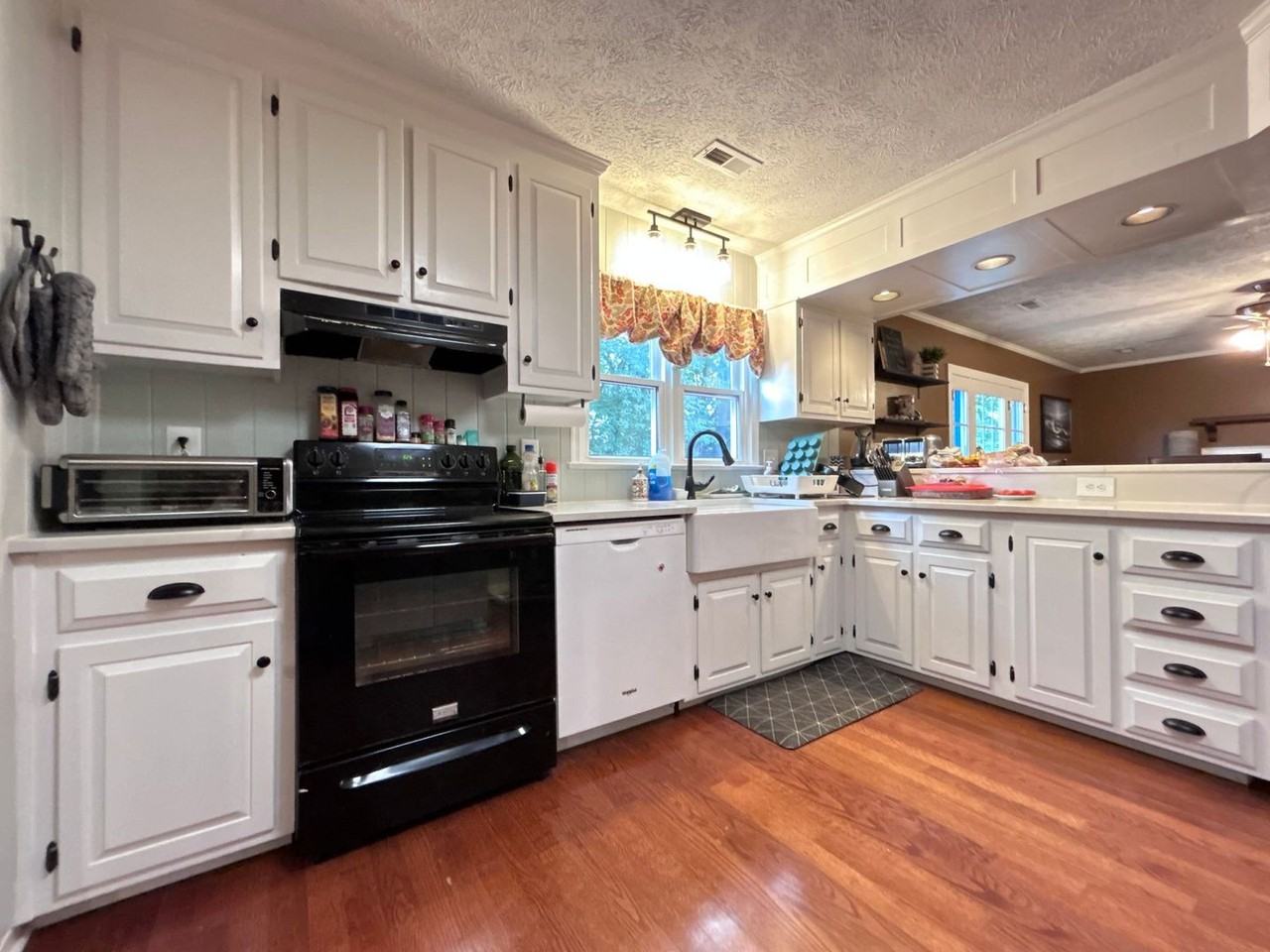 710 Carywood Lane - Photo 3 of 9