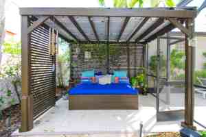 featured image of 647 110th Ave N