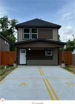 7613 Shotwell St #B - Photo 1 of 1