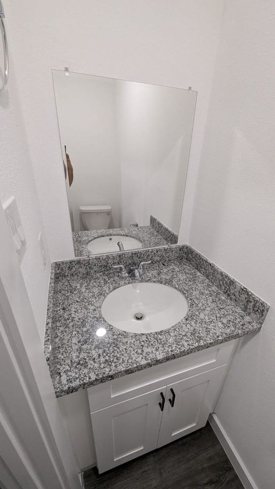 7613 Shotwell St #B - Photo 6 of 30