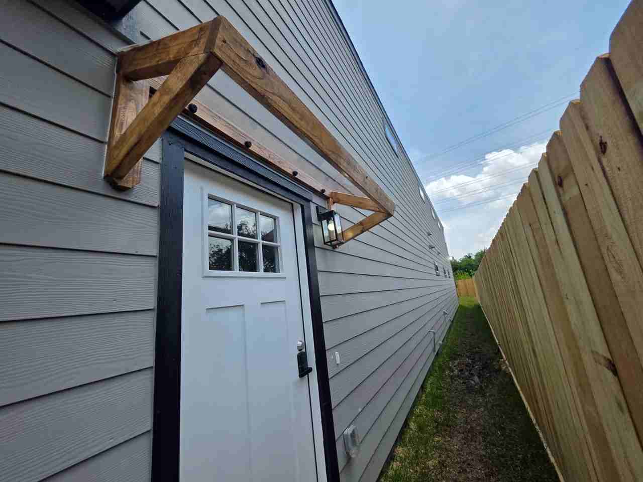 4702 Baton Rouge St #B - Photo 4 of 24