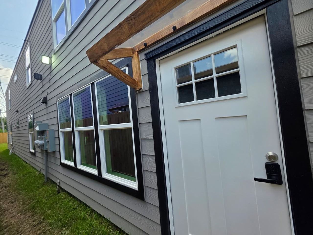 4702 Baton Rouge St #B - Photo 5 of 24