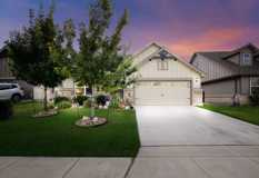 9029 Curling Post - Photo 1 of 1