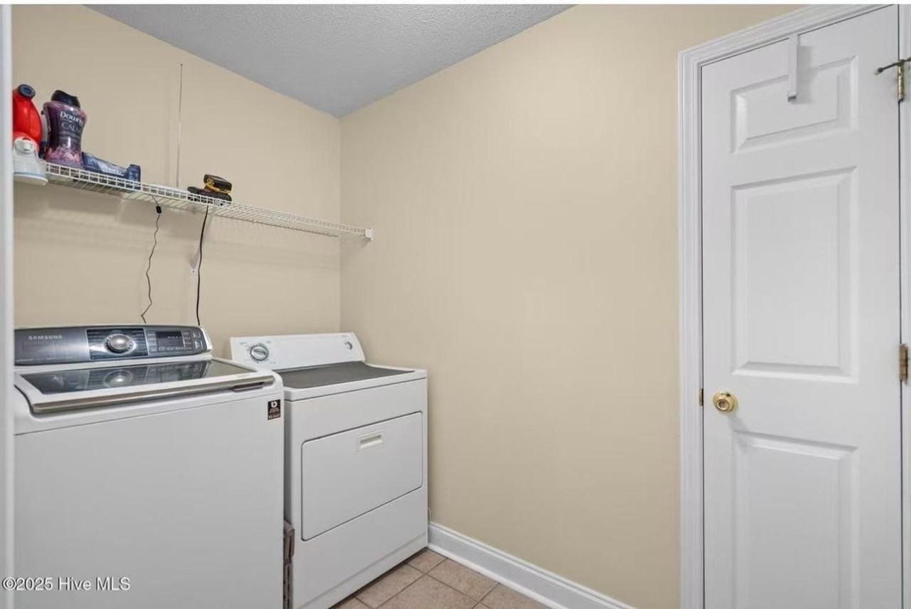 10024 Birch Pl - Photo 5 of 17