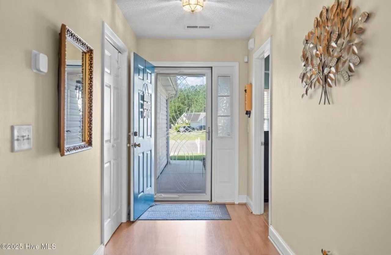 10024 Birch Pl - Photo 6 of 17