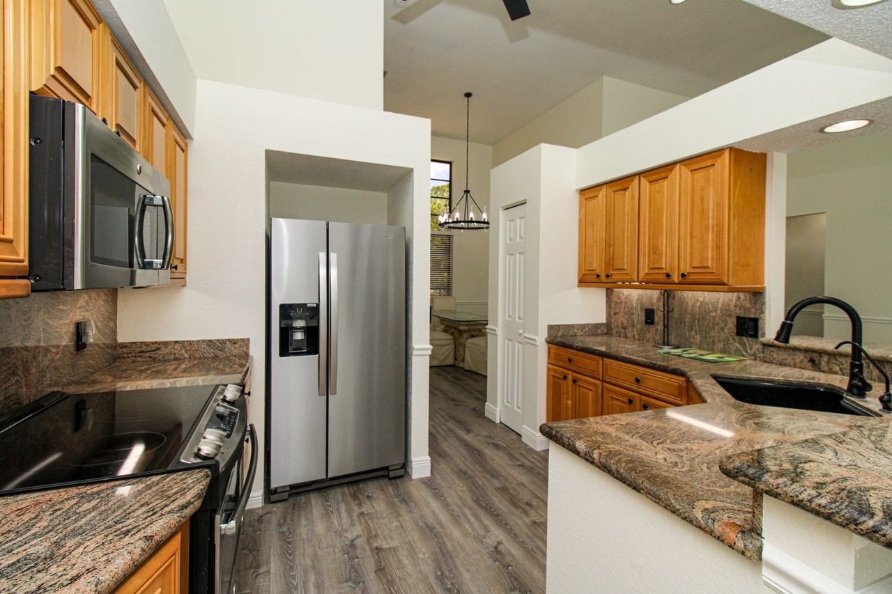 311 31st St Nw - Photo 4 of 50