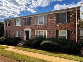 featured image of 2527 Hydraulic Rd #44