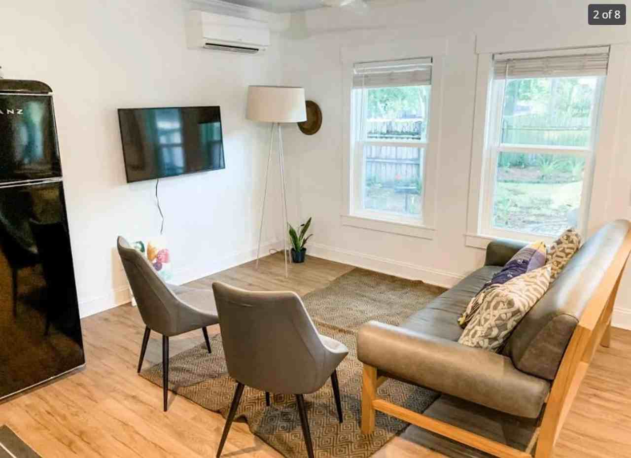 45 E 60th St #2 - Photo 3 of 12