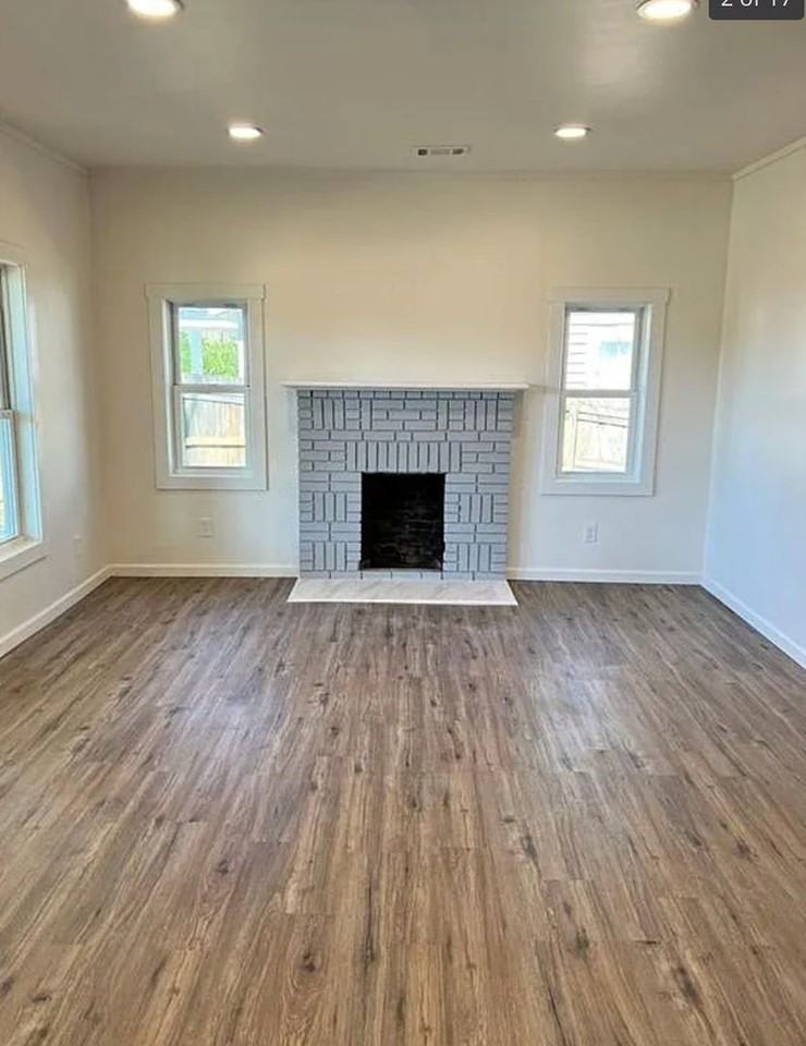 1661 Joyner Ave Se - Photo 6 of 16