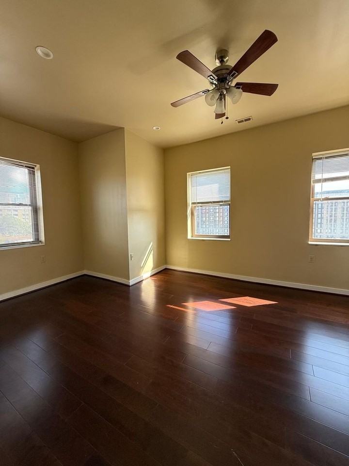 55 M St Nw - Photo 5 of 12