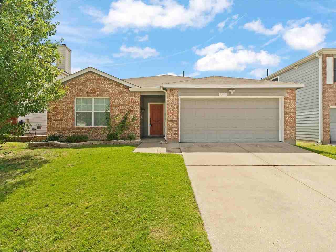 1300 Mallard Dr - Photo 3 of 22