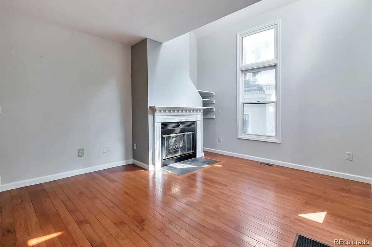 2135 Spruce St - Photo 7 of 32