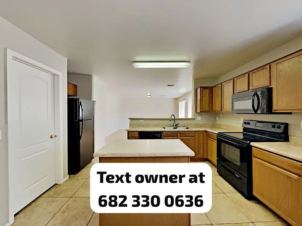 3607 W La Salle St #NA - Photo 3 of 5
