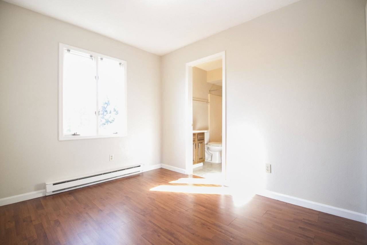 5359 Cresthaven Ln #5 - Photo 6 of 17
