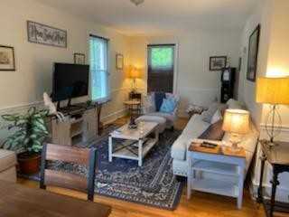 733 Berwyn Avenue #NA - Photo 3 of 17