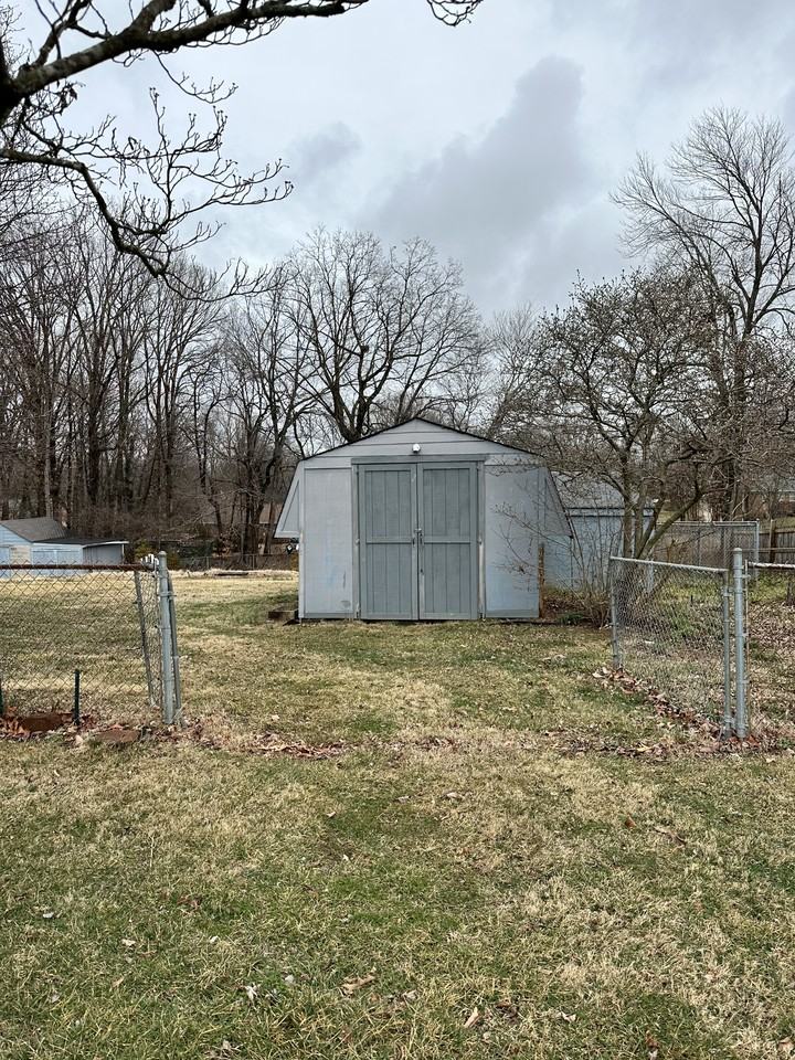 175 Woodland Dr #NA - Photo 2 of 47