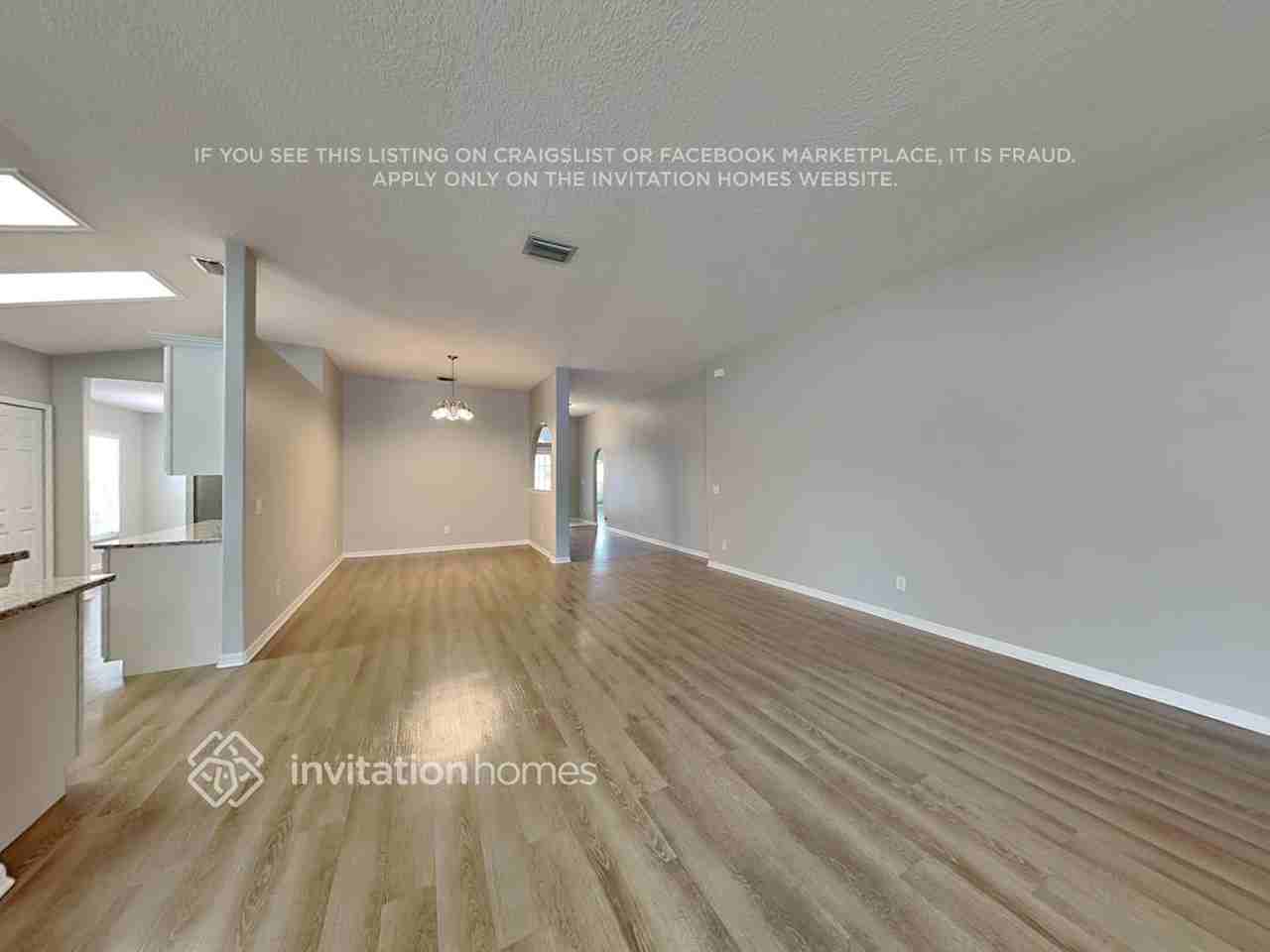 3967 Montesino Dr - Photo 3 of 20