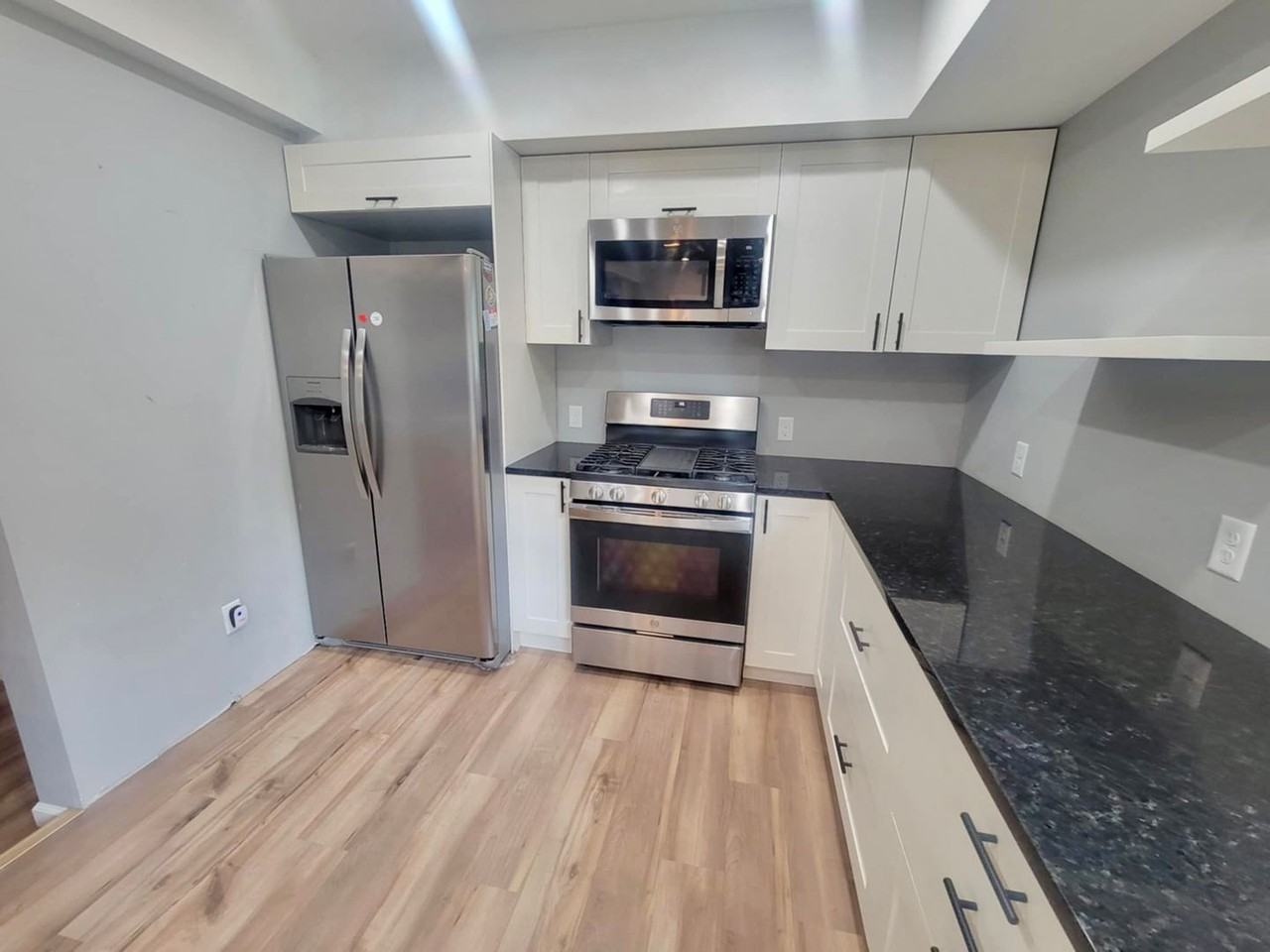 47 1/2 6th Ave S - Photo 5 of 22