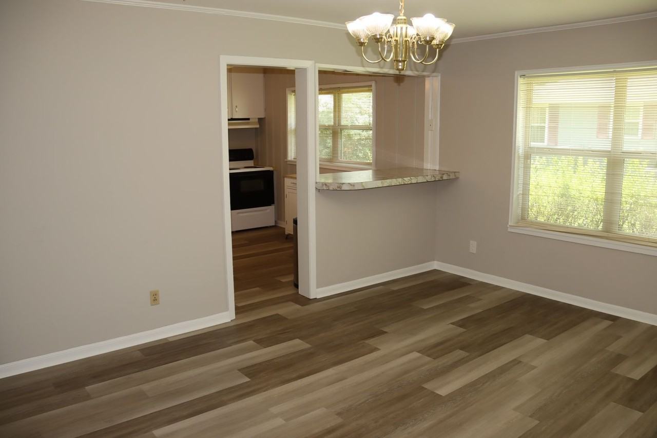 1606 Mcnutt Dr - Photo 4 of 10