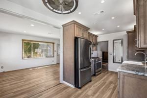 featured image of 1618 Fernside Blvd