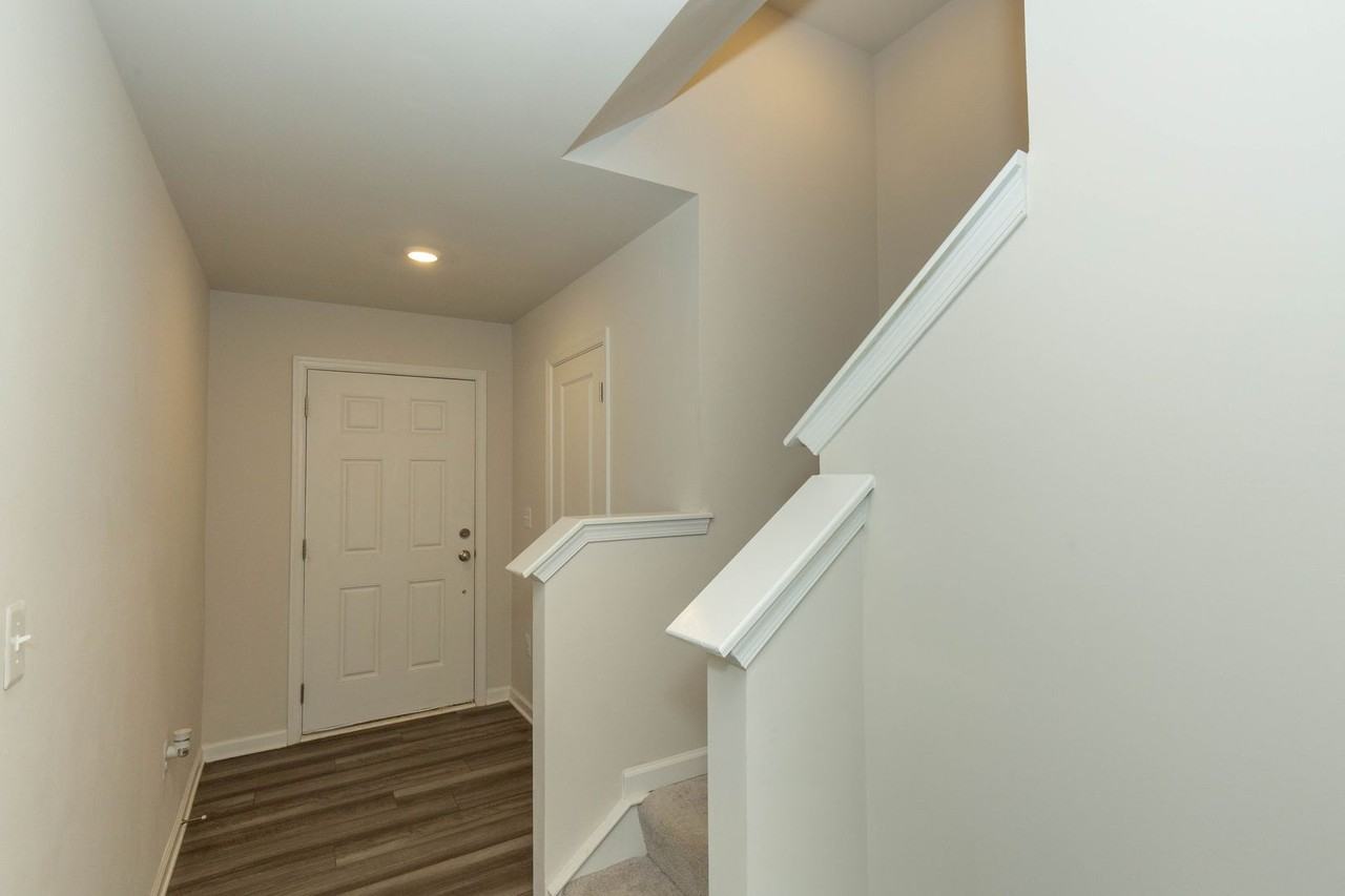 158 Cooperage Rd - Photo 3 of 37
