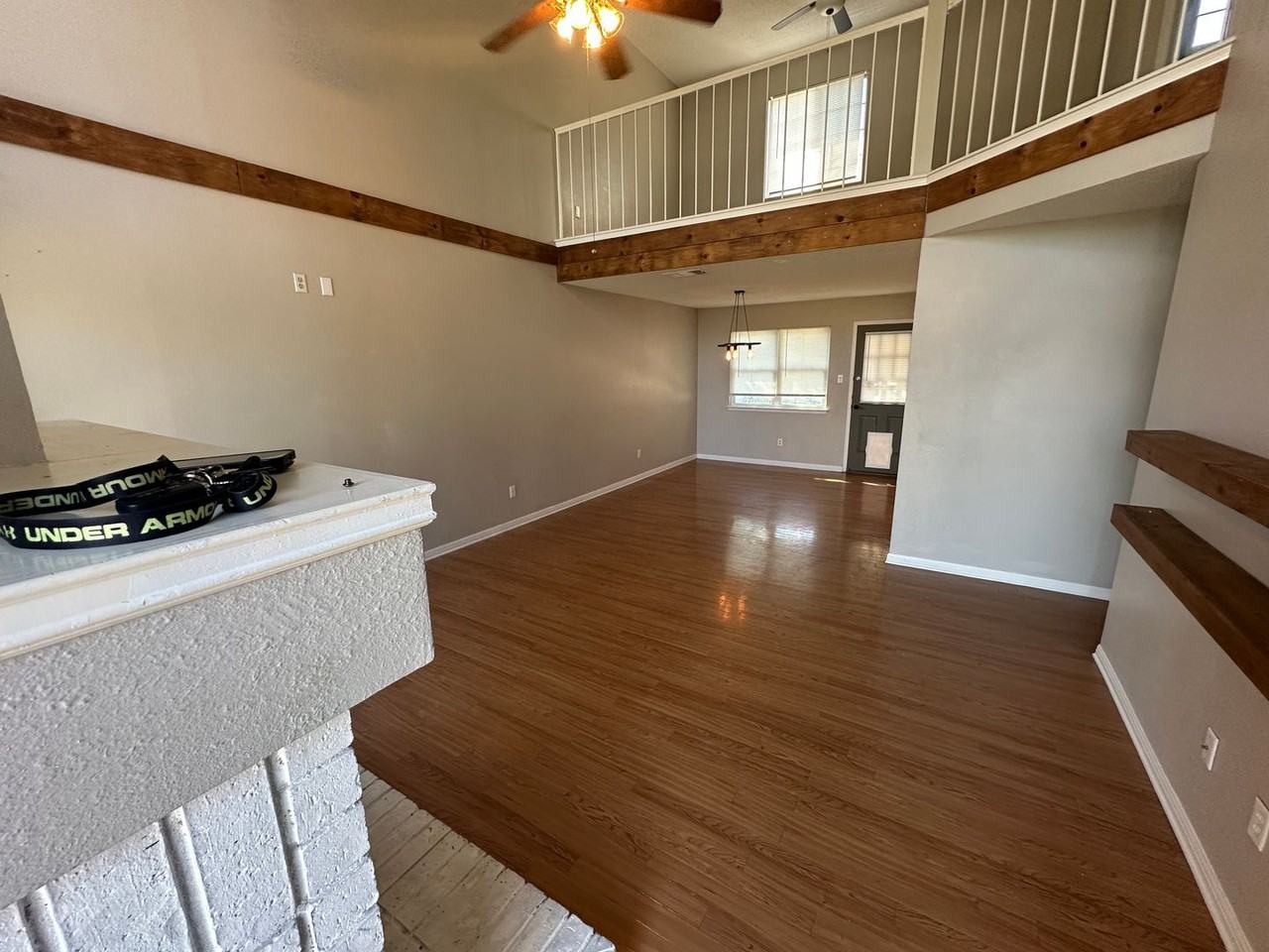 2806 Bluejay Dr - Photo 3 of 18