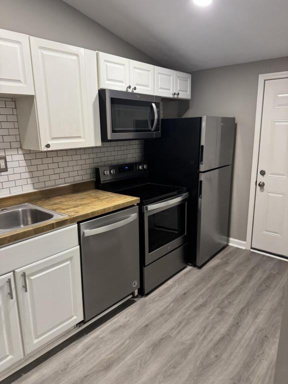639 Rawlings St - Photo 3 of 24