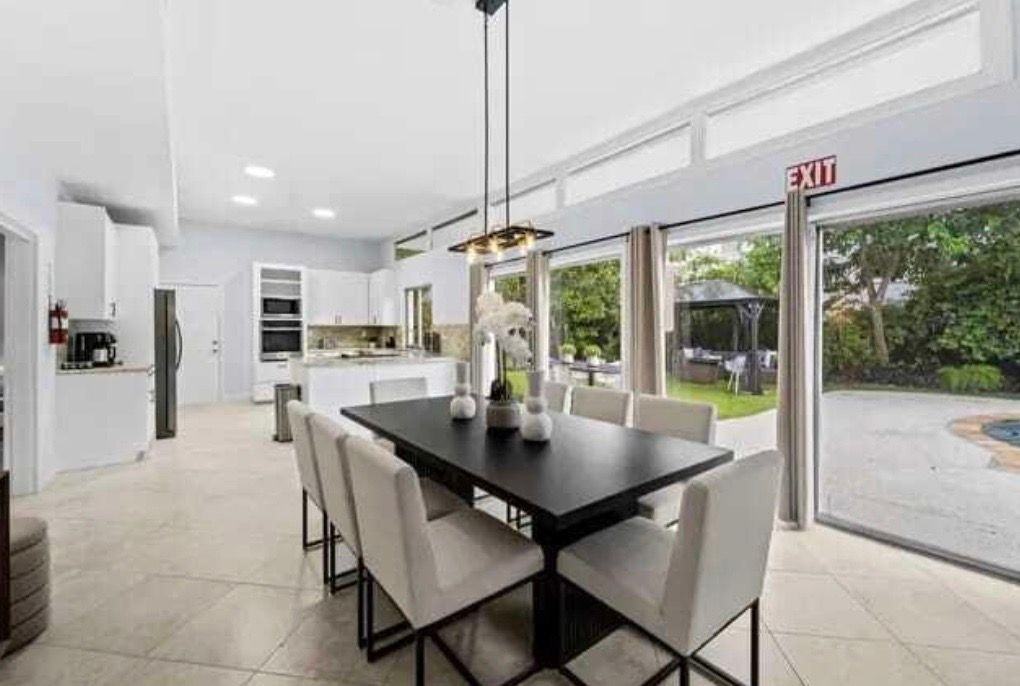 228 Flagler Ln - Photo 2 of 17