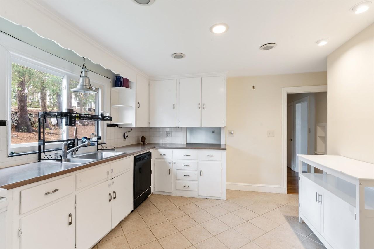 17 Bowman Street - Photo 2 of 14